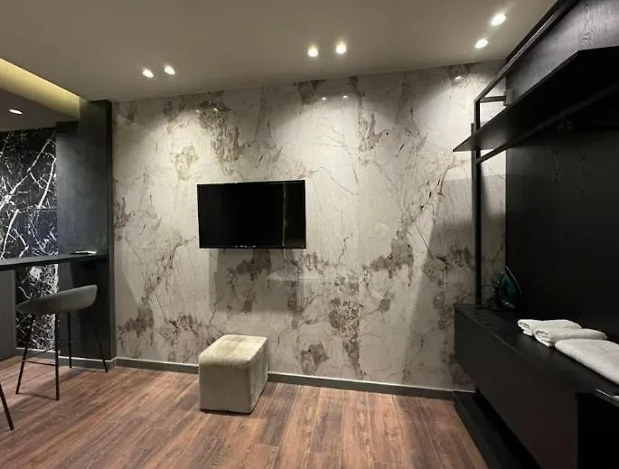 Skanderbeg Square Apartment Tirana Albania